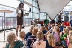 Litteratur og Billedkunst for barn. KsN i samarbeid med Tromsø Bibliotek, Utstillingen bestod av 40 illustrasjoner fra boken «Jakten på Nordlyset», forfatter Cecilie Lanes. Mai 2019